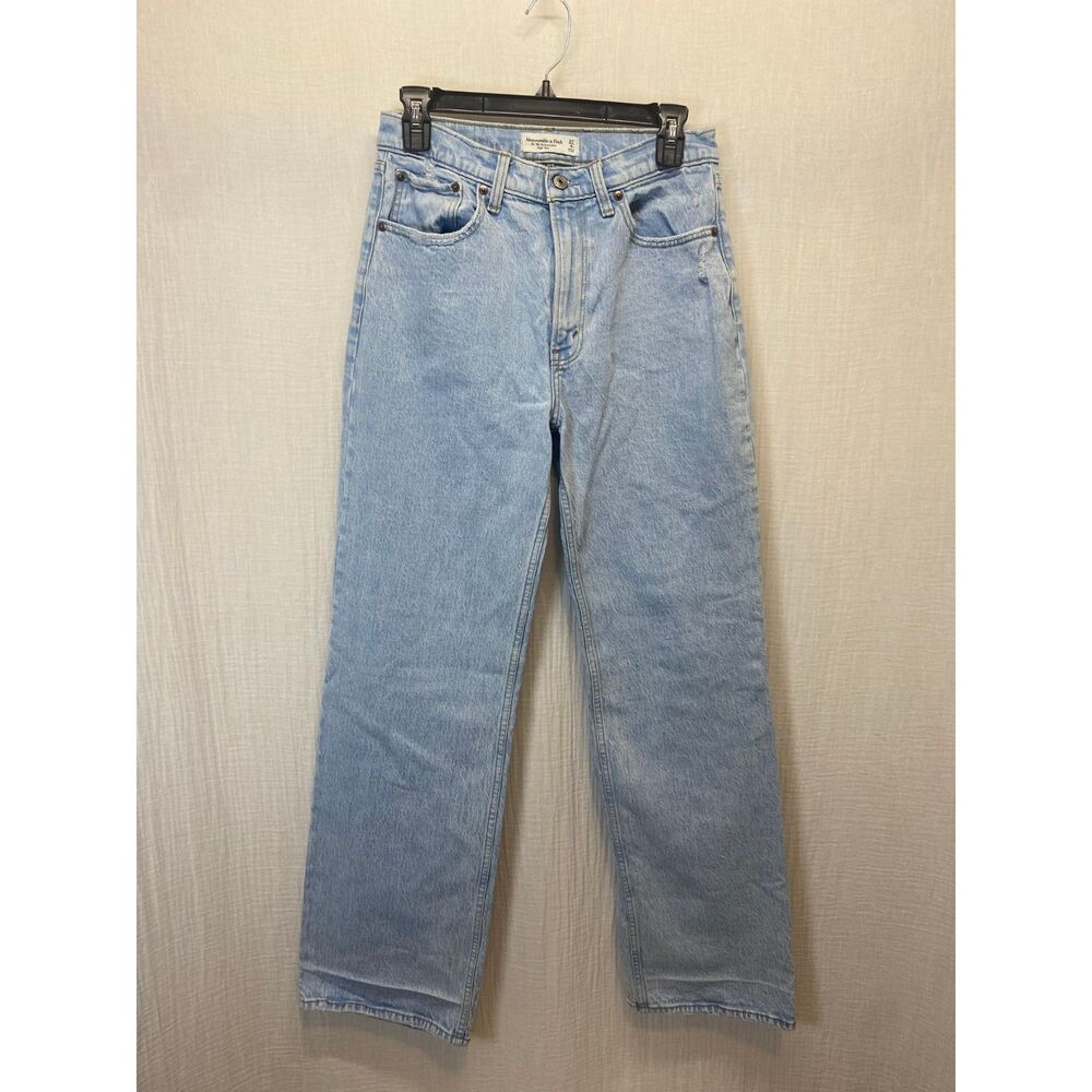 Abercrombie & Fitch The 90"s Relaxed Jean High Rise Size 27/4 Light Blue Long